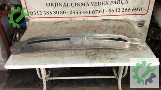 Audi A4 Arka Tampon Demiri 2005-2008 çıkma parça