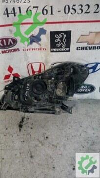 Renault Clio Sağ Ön Far 2005-2008 çıkma parça