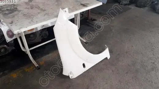 Ford Fiesta Sağ Ön Çamurluk 2005-2009 çıkma parça