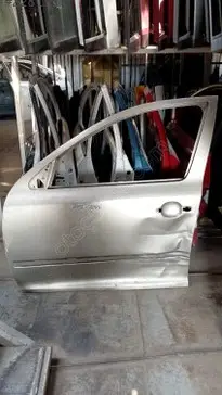 Skoda Octavia Sol Ön Kapı 2005-2009 çıkma parça