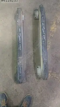 Mazda 3 Arka Tampon Demiri 2005-2010 çıkma parça