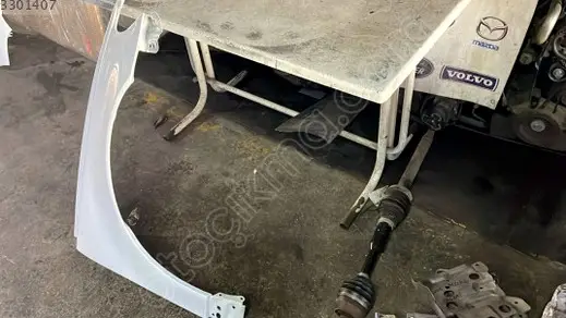 Volvo S40 Çamurluk 2005-2010 çıkma parça