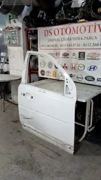 Land Rover Freelander Sağ Ön Kapı 2005-2012 çıkma parça