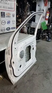 Land Rover Freelander Sağ Ön Kapı 2005-2012 çıkma parça