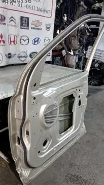 Land Rover Freelander Sağ Ön Kapı 2005-2012 çıkma parça
