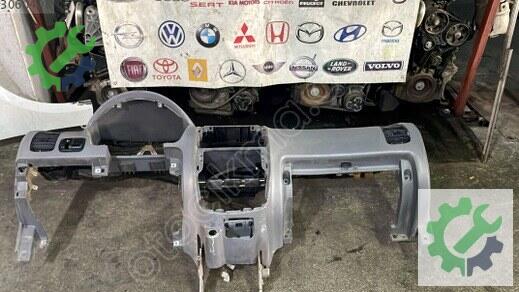 Hyundai Accent Torpido çıkma parça