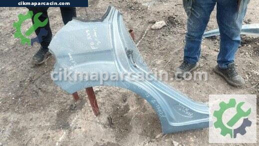 Ford Focus Sağ Arka Çamurluk çıkma parça