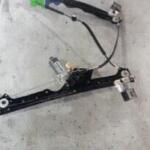2006-2009 JEEP COMMANDER SOL ÖN CAM KRİKOSU