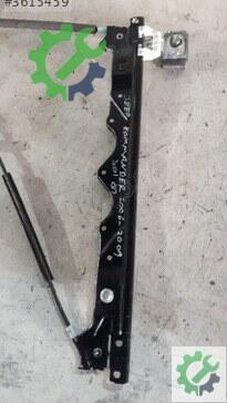 Jeep Commander Sol Ön Cam Krikosu 2006-2009 çıkma parça