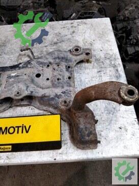Ford Focus Travers 2006-2010 çıkma parça