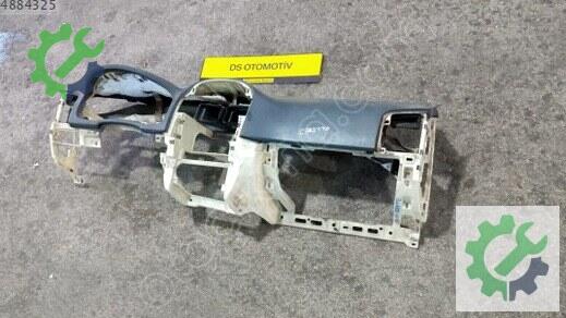 Kia Cerato Torpido 2006-2010 çıkma parça