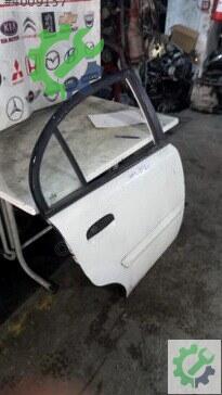 Kia Rio Sağ Arka Kapı 2006-2010 çıkma parça