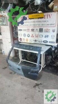 Seat Leon Bagaj Kapağı 2006-2012 çıkma parça
