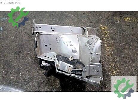 Renault Trafic Ara Bölme Sacı çıkma parça