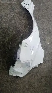 BMW 1 Serisi Çamurluk Sacı 2006-2014 çıkma parça