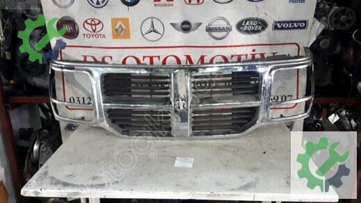 Dodge Nitro Ön Panjur çıkma parça
