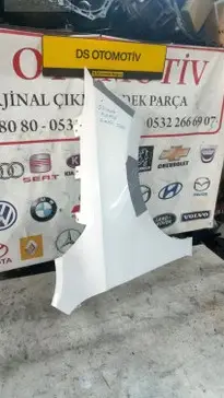 Skoda Rapid Sağ Ön Çamurluk 2007-2011 çıkma parça