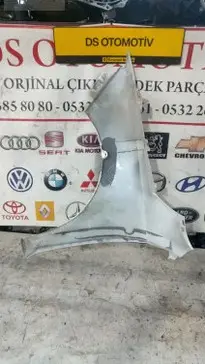 Skoda Rapid Sağ Ön Çamurluk 2007-2011 çıkma parça