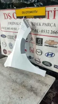 Skoda Rapid Sağ Ön Çamurluk 2007-2011 çıkma parça
