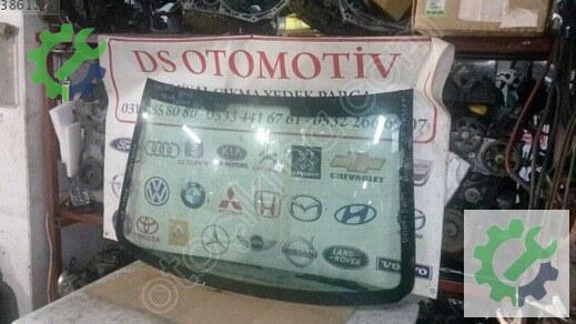 Volkswagen Passat Arka Cam 2007-2011 çıkma parça