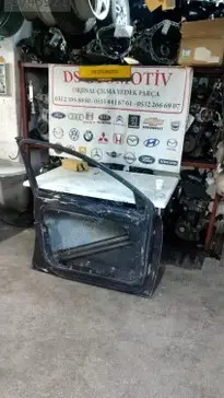 Volkswagen Passat Sol Ön Kapı 2007-2011 çıkma parça