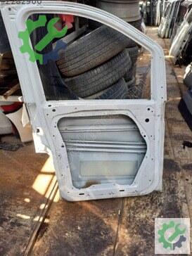 Mercedes-Benz Vito Sol Ön Kapı 2007-2012 çıkma parça