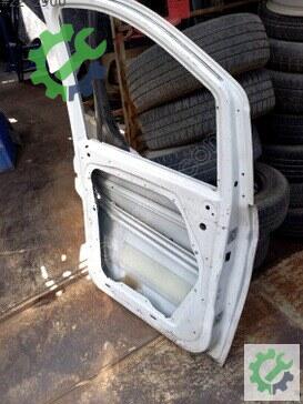Mercedes-Benz Vito Sol Ön Kapı 2007-2012 çıkma parça
