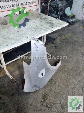 Toyota Yaris Sağ Ön Çamurluk 2007-2012 çıkma parça