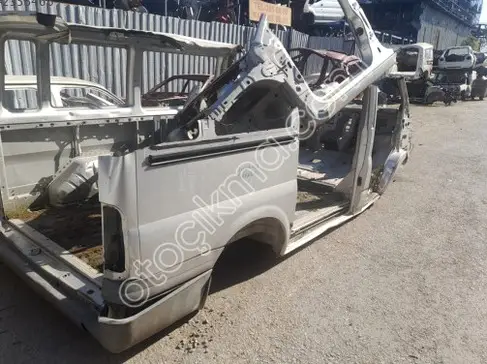 Ford Transit Oto Lastik 2007-2013 çıkma parça