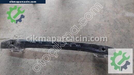 Mercedes-Benz C180 Tampon Demiri çıkma parça