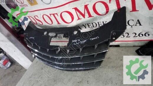 Chrysler Town Country Ön Panjur 2008-2010 çıkma parça