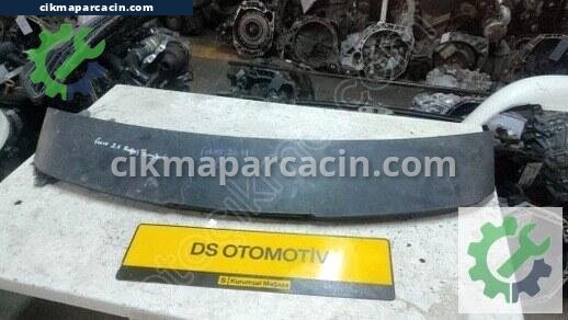 Ford Focus Spoiler çıkma parça