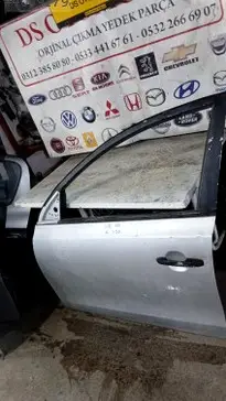 Hyundai i30 Sol Ön Kapı 2008-2011 çıkma parça