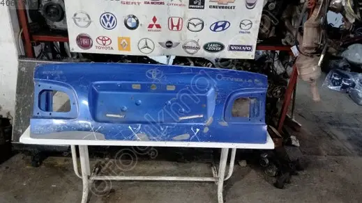 Toyota Corolla Bagaj Kapağı çıkma parça
