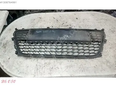 Hyundai i30 Ön Panjur çıkma parça