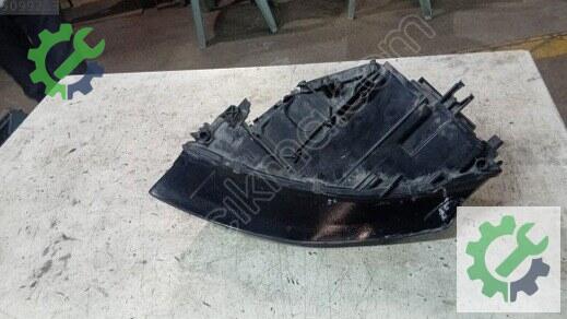 Audi A4 Sağ Ön Far 2008-2012 çıkma parça
