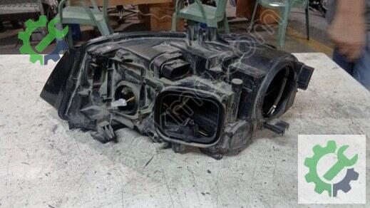 Audi A4 Sağ Ön Far 2008-2012 çıkma parça