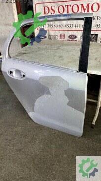 Toyota Yaris Sağ Arka Kapı 2008-2012 çıkma parça