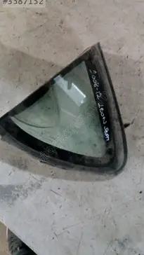 Seat Leon Kelebek Camı 2008-2012 çıkma parça