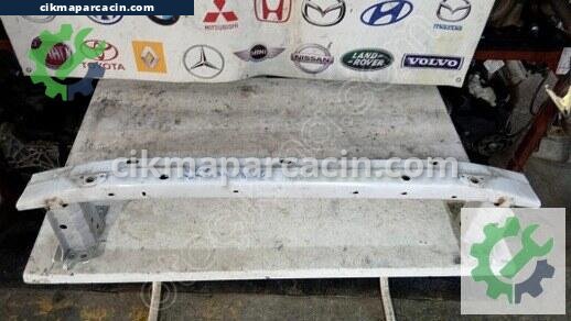 Toyota Auris Ön Tampon Demiri çıkma parça