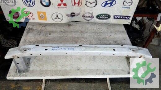 Toyota Auris Ön Tampon Demiri çıkma parça