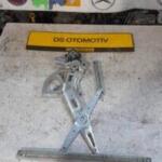 2008-2012 TOYOTA YARIS SAĞ ÖN CAM KRİKOSU
