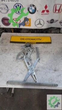Toyota Yaris Sağ Ön Cam Krikosu çıkma parça