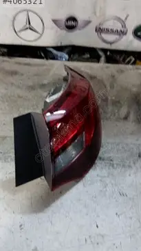 Opel Astra Sağ Arka Stop çıkma parça