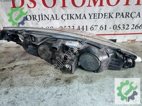 Peugeot 308 Sol Ön Far çıkma parça