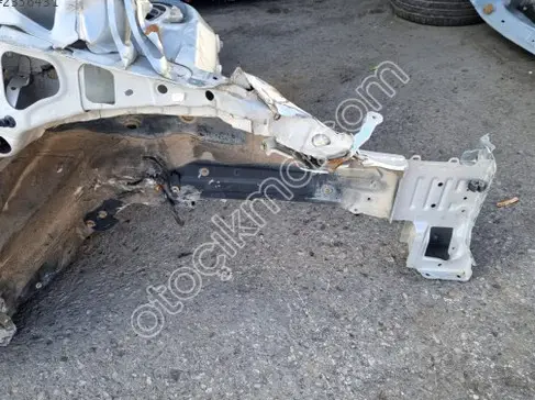 Toyota Auris Oto Teybi çıkma parça