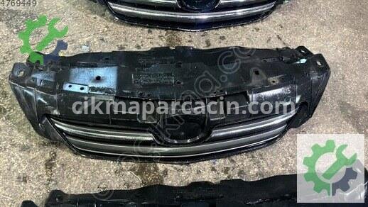 Toyota Corolla Ön Panjur 2009-2011 çıkma parça