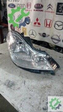 Renault Clio Sağ Ön Far 2009-2012 çıkma parça