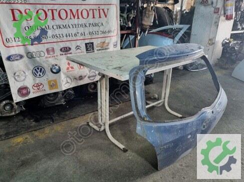 Toyota Yaris Bagaj Kapağı 2009-2012 çıkma parça