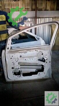 Ford C-Max Sağ Ön Kapı 2009-2013 çıkma parça
